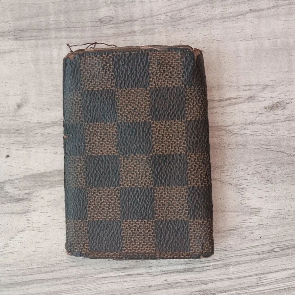 Louis vuitton 6 ring key holder damier ebene Authentic